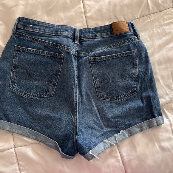 American Eagle Mom shorts size 10 - Picture 2 of 4